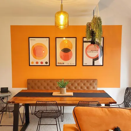 Carvetii - Phoenix House - Near Hospital, Max 8 Ppl דירה קרליסל
