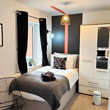 Carvetii - Phoenix House - Near Hospital, Max 8 Ppl