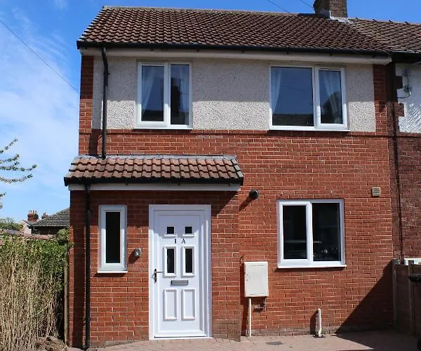 Appartement Carvetii - Phoenix House - Near Hospital, Max 8 Ppl Carlisle (Cumbria)